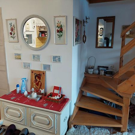 Holiday Home Amila Високо Номер фото