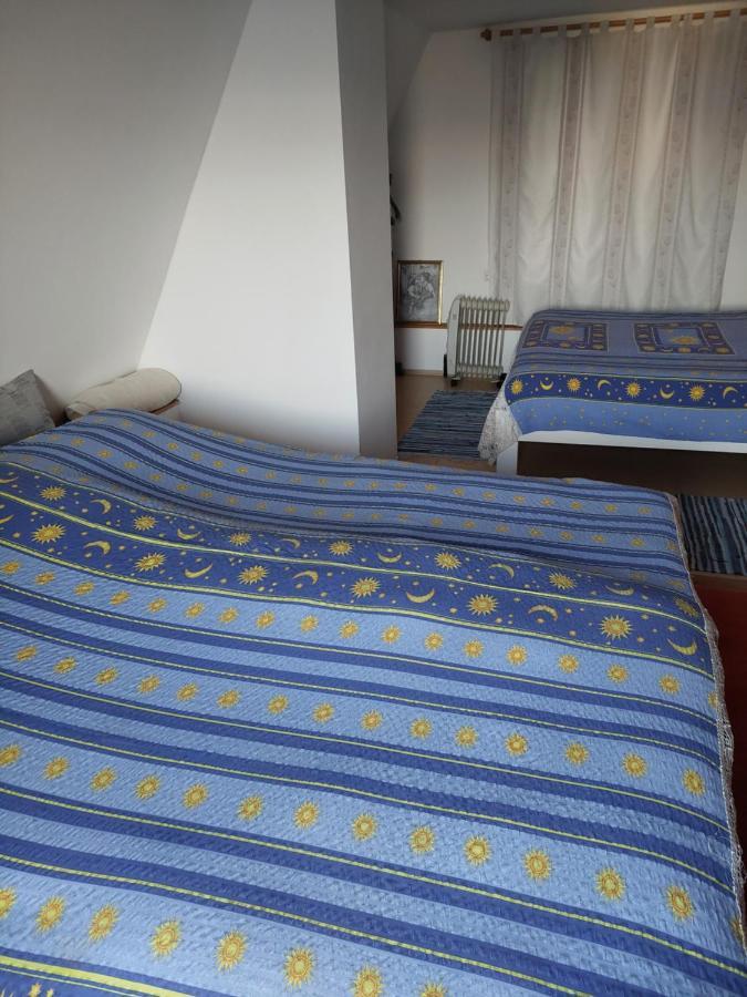 Holiday Home Amila Високо Экстерьер фото